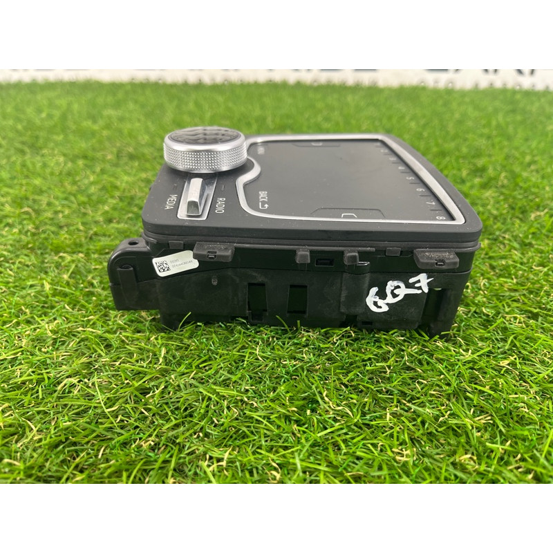 Блок кнопок мультимедиа (электрика / блок управления) AUDI Q7 4M 2018 3.0 TFSi 4M0919615M