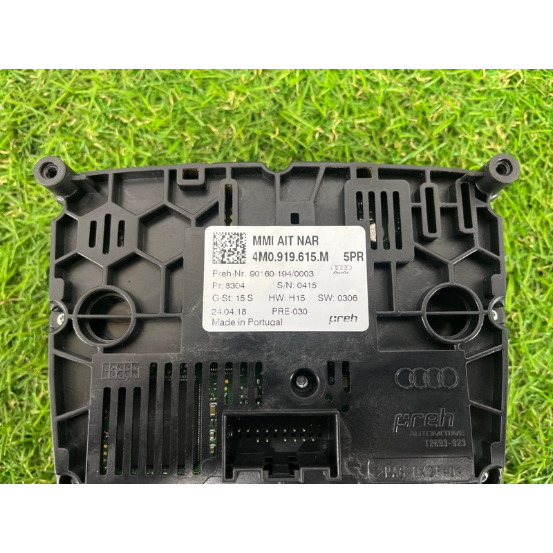 Блок кнопок мультимедиа (электрика / блок управления) AUDI Q7 4M 2018 3.0 TFSi 4M0919615M