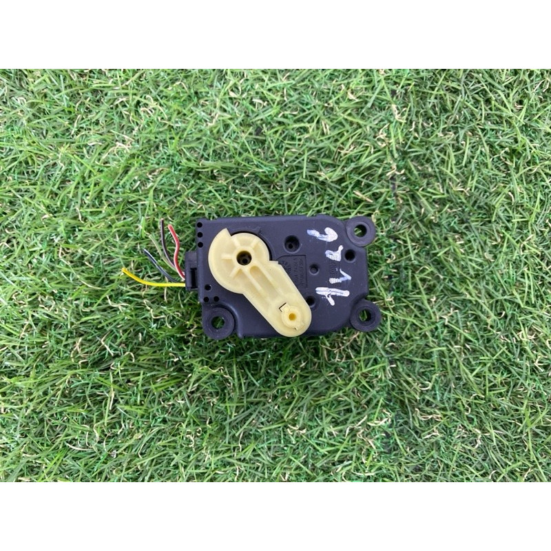 Привод заслонки отопителя (отопление и кондиционирование) Opel Vectra C 2004 2.2 SE 09180204