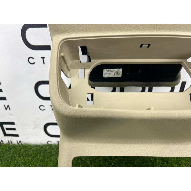 Накладка центральной консоли (салон) AUDI Q7 4M 2018 3.0 TFSi 4M0864147ABJ3