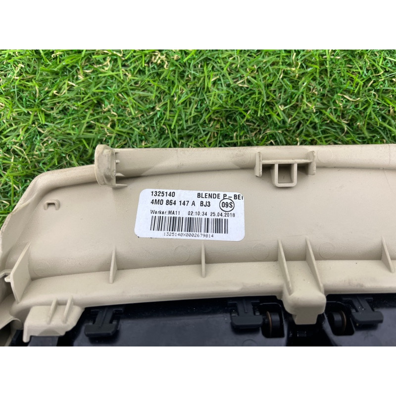 Накладка центральной консоли (салон) AUDI Q7 4M 2018 3.0 TFSi 4M0864147ABJ3