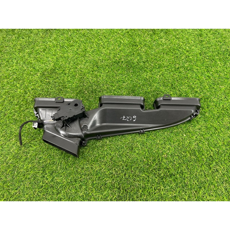 Воздуховод салона (салон) AUDI Q7 4M 2018 3.0 TFSi 4M1819724A