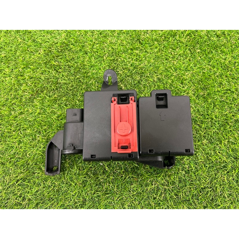 Распределитель B+, многоф. (электрика) AUDI Q7 4M 2018 3.0 TFSi 4M0941823A