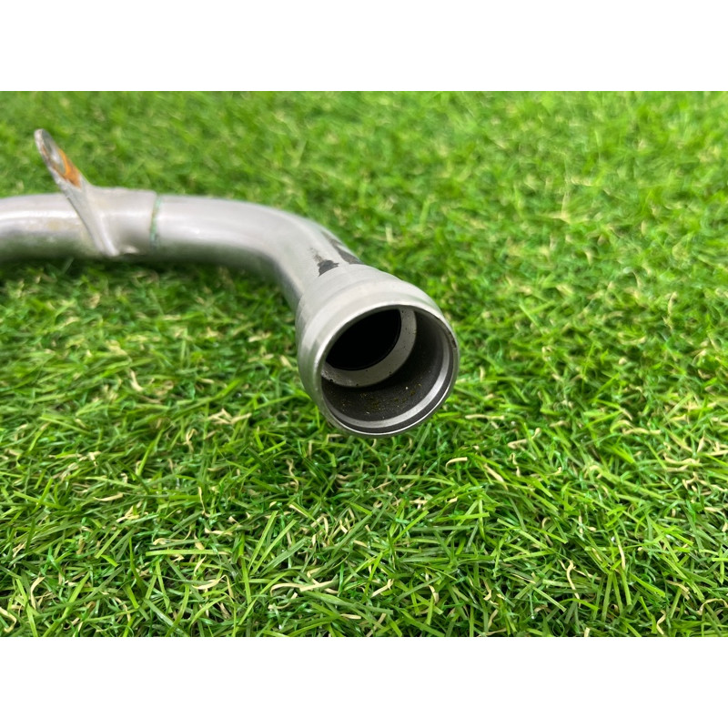 Трубка насоса вторичного воздуха (двигатель и элементы) AUDI Q7 4M 2018 3.0 TFSi 06E131831S