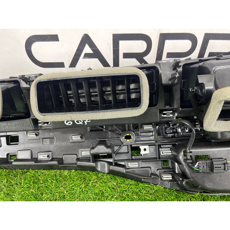 Центральный дефлектор салона (салон) AUDI Q7 4M 2018 3.0 TFSi 4M1820902AS6PS