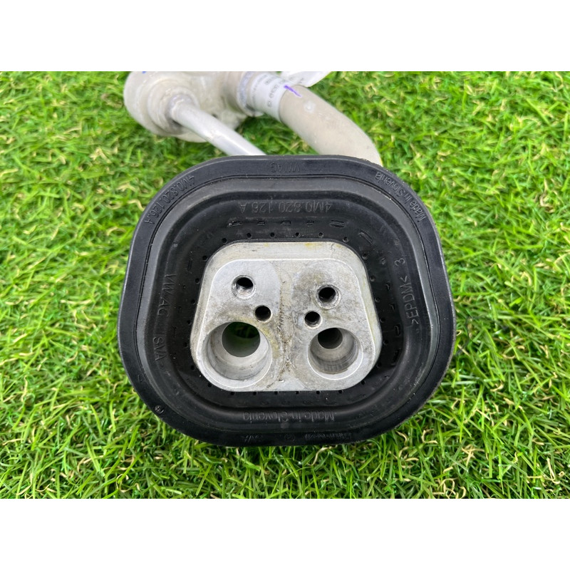 Трубка кондиционера (отопление и кондиционирование) AUDI Q7 4M 2018 3.0 TFSi 4M0820339G