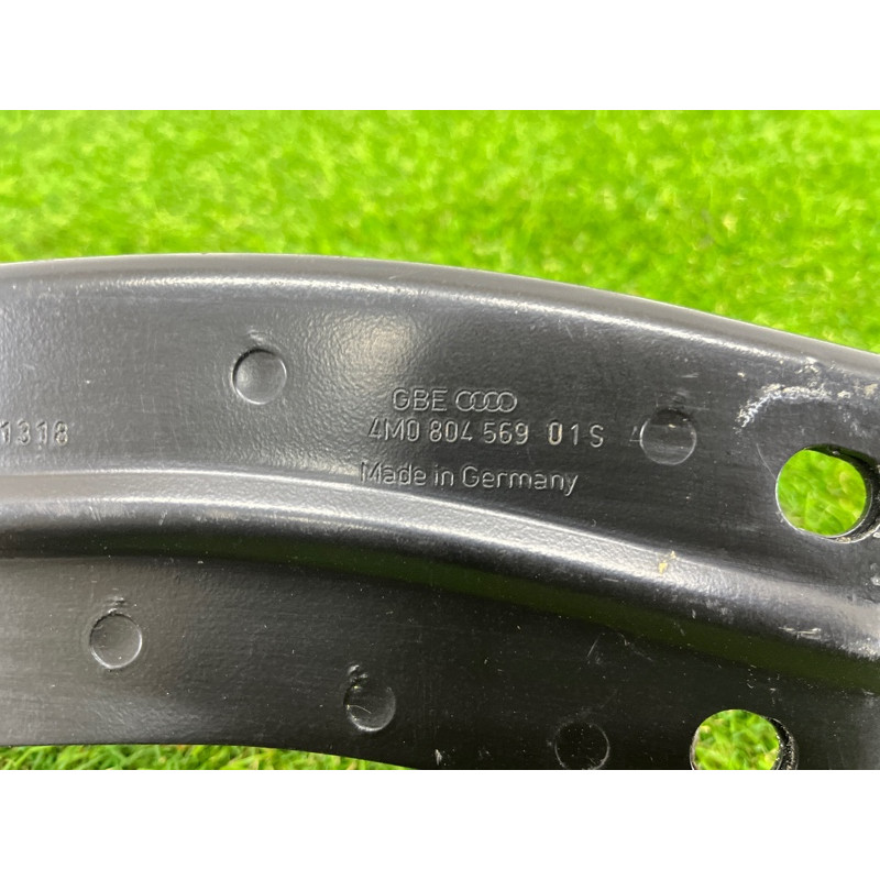 Крепление крыла (кузов и элементы) AUDI Q7 4M 2018 3.0 TFSi 4M0805351A