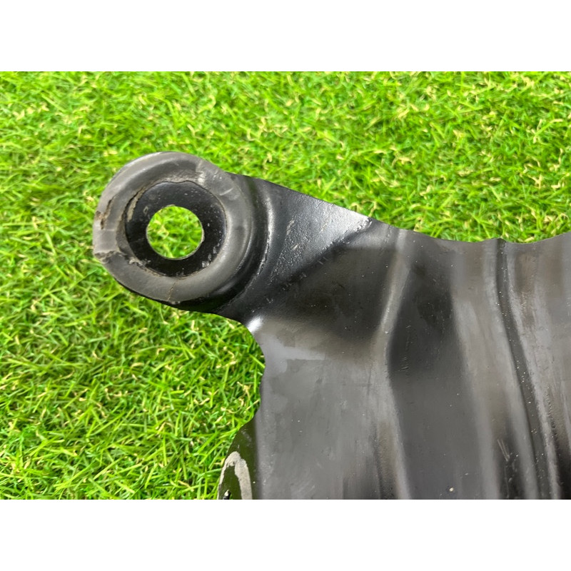 Защита арки (кузов и элементы) AUDI Q7 4M 2018 3.0 TFSi 4M0803597G