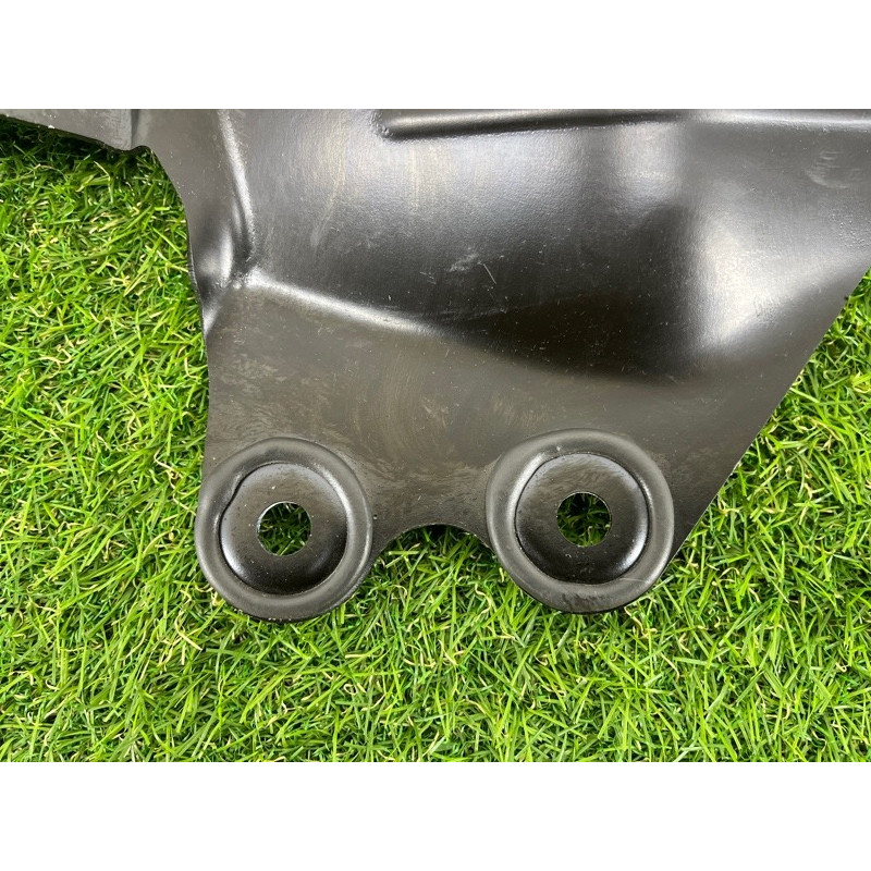 Защита арки (кузов и элементы) AUDI Q7 4M 2018 3.0 TFSi 4M0803597G