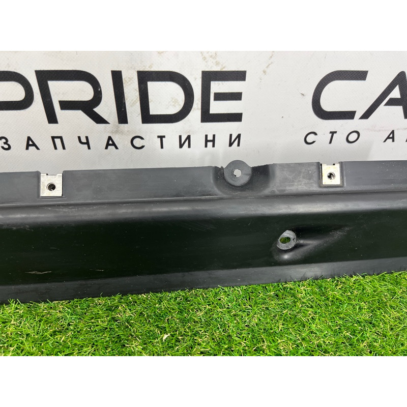 Накладка на порог (кузов и элементы) AUDI Q7 4M 2018 3.0 TFSi 4M0825212F