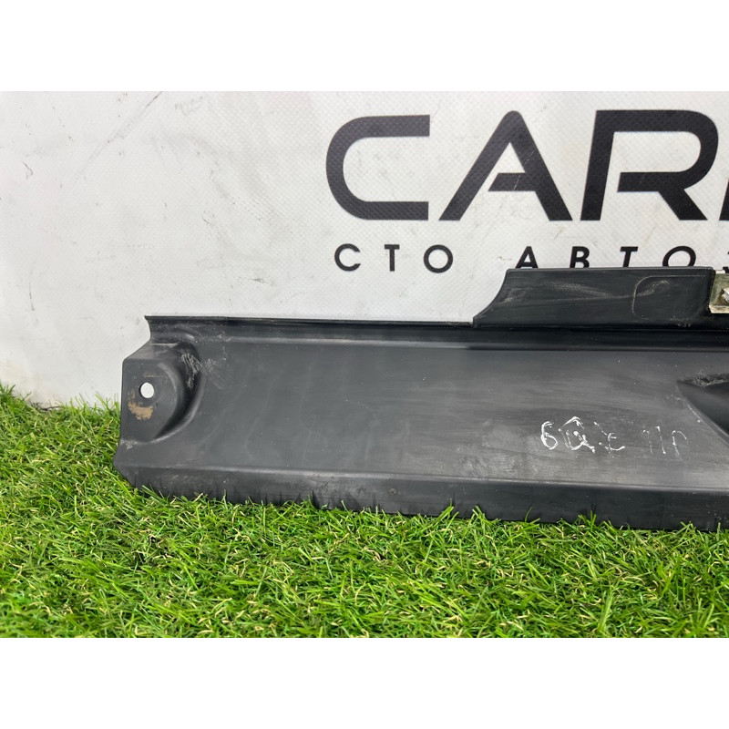 Накладка на порог (кузов и элементы) AUDI Q7 4M 2018 3.0 TFSi 4M0825212F