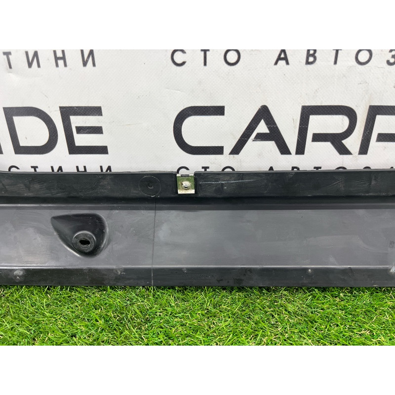 Накладка на порог (кузов и элементы) AUDI Q7 4M 2018 3.0 TFSi 4M0825212F