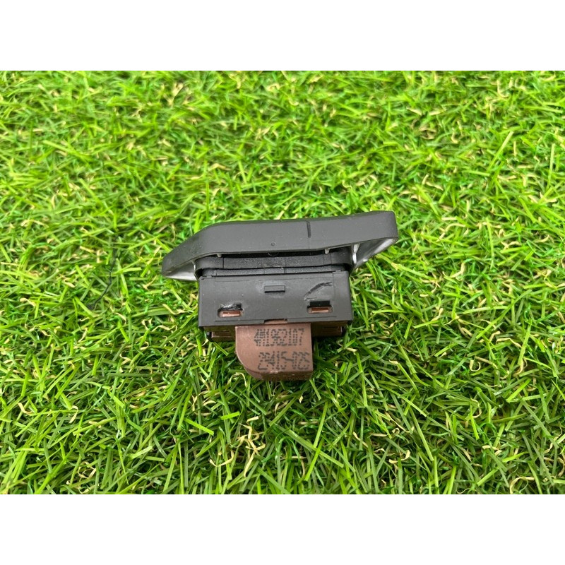 Кнопка блокировки центрального замка (электрика / кнопки) AUDI Q7 4M 2017 3.0 TFSi CREC 4M19621075PR