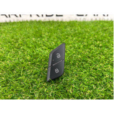 Кнопка блокировки центрального замка