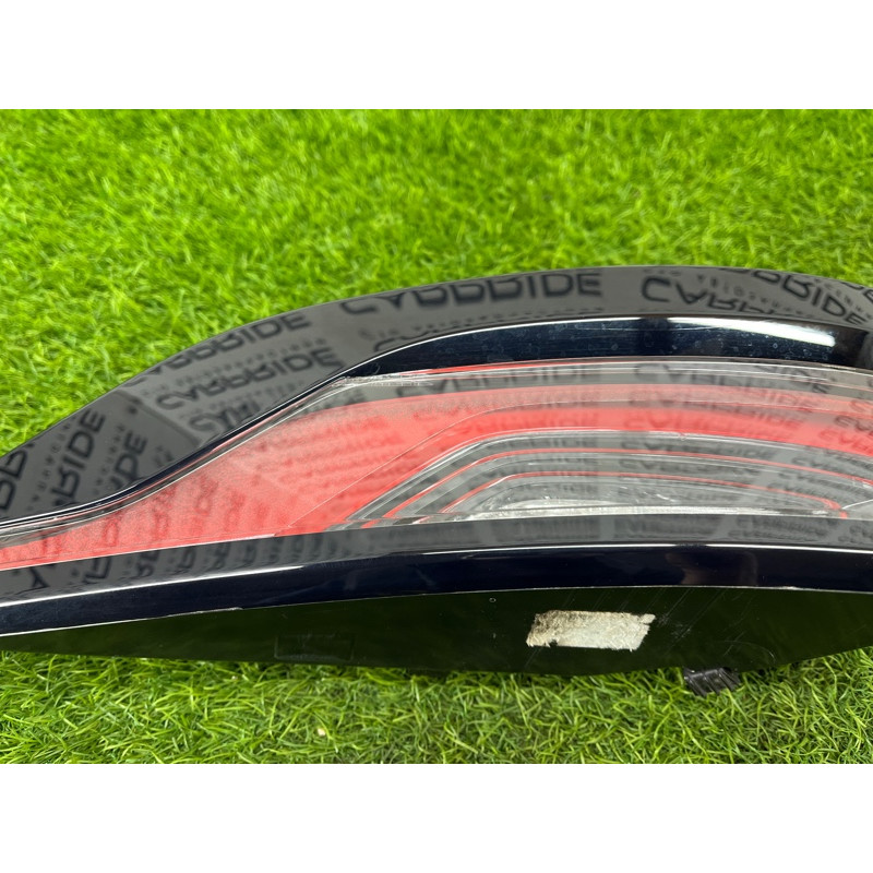 Задний фонарь (оптика) LAND ROVER Range Rover Velar L560 2019 LR111107