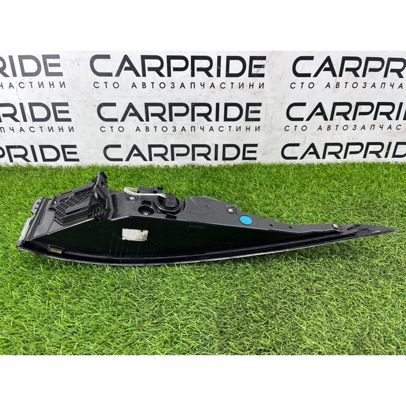 Задний фонарь (оптика) LAND ROVER Range Rover Velar L560 2019 LR111107