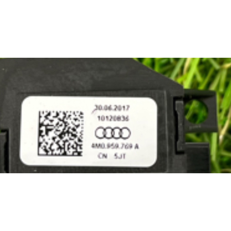 Кнопка памяти сидения (электрика / кнопки) AUDI Q7 4M 2018 3.0 TFSi 4M0959769A5PR