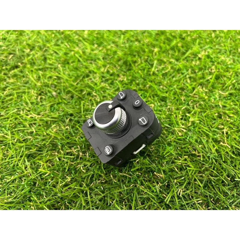 Кнопка регулировки зеркала (электрика / кнопки) AUDI Q7 4M 2018 3.0 TFSi 4M0959565Q