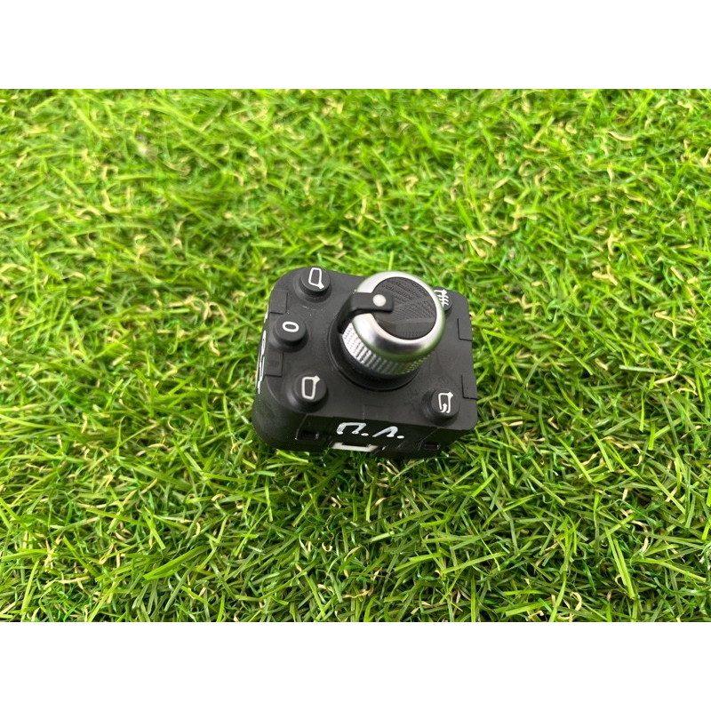 Кнопка регулировки зеркала (электрика / кнопки) AUDI Q7 4M 2018 3.0 TFSi 4M0959565Q