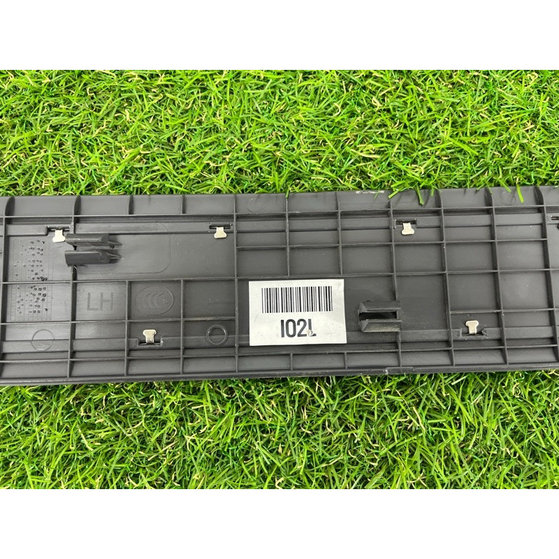 Накладка на порог (кузов и элементы) Hyundai Ioniq AE 2021 1.6 Hybrid 85873G2550T9Y