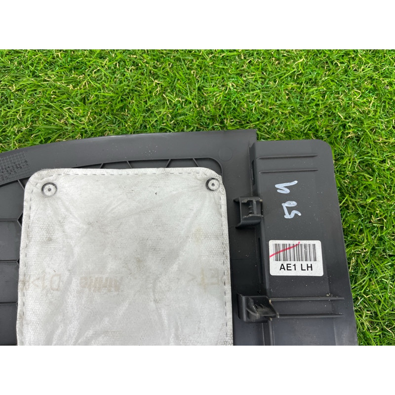 Накладка центральной консоли (салон) Hyundai Ioniq AE 2021 1.6 Hybrid 84630G2000T9Y