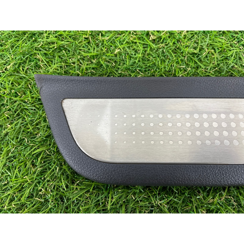 Накладка на порог (кузов и элементы) Hyundai Ioniq AE 2021 1.6 Hybrid 85877G2550T9Y