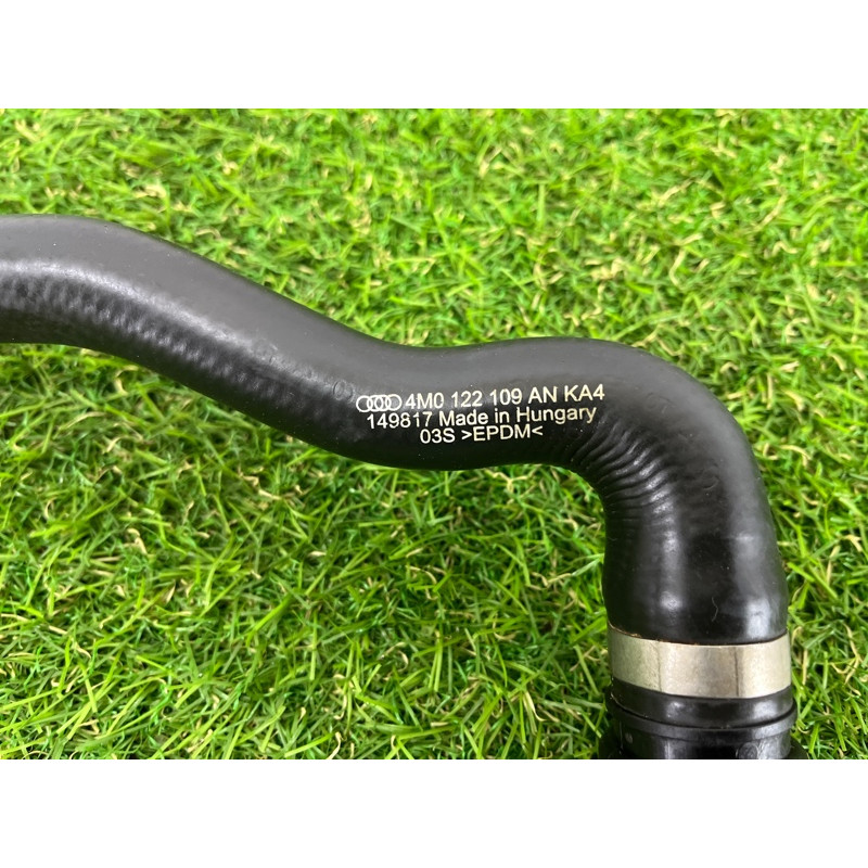 Патрубок (система охлаждения) AUDI Q7 4M 2018 3.0 TFSi 4M0122109AN