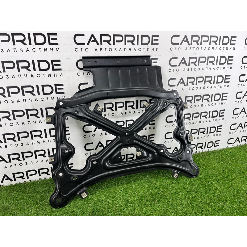 Распорка переднего подрамника (подвеска) AUDI Q7 4M 2018 3.0 TFSi 4M1399345C