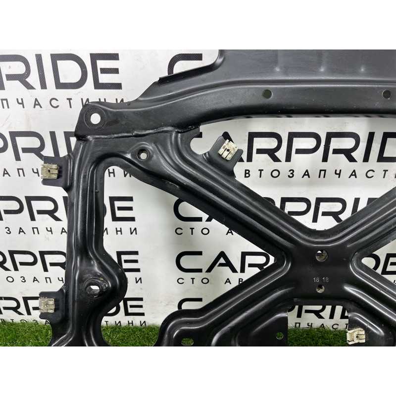 Распорка переднего подрамника (подвеска) AUDI Q7 4M 2018 3.0 TFSi 4M1399345C
