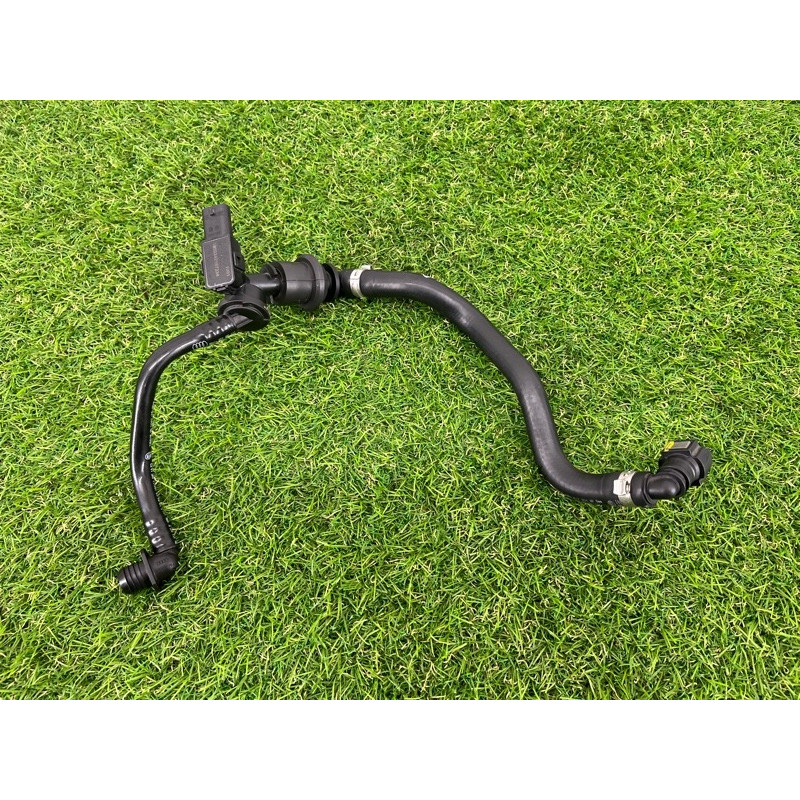 Вакуумная трубка (двигатель и элементы) AUDI Q7 4M 2018 3.0 TFSi 4M1611931E