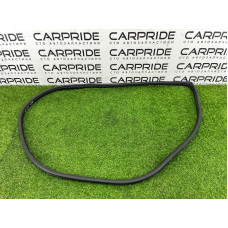 Уплотнитель проема двери