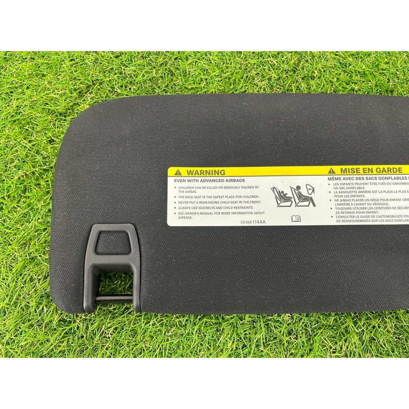 Козырек солнцезащитный (салон) Jeep Grand Cherokee WK2 2017 3.6 1LS27DX9AG