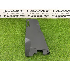 Обшивка стойки центральная