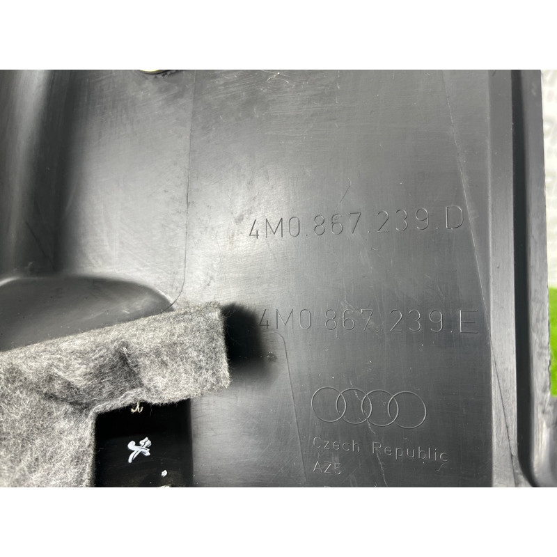 Обшивка стойки центральная (салон) AUDI Q7 4M 2017 3.0 TFSi CREC 4M0867239D4PK