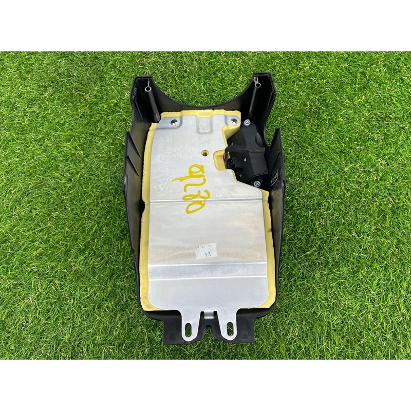 Кожух рулевой колонки нижний (салон) AUDI Q7 4L 2014 3.0 TFSi CTWB 4L0953512C6PS