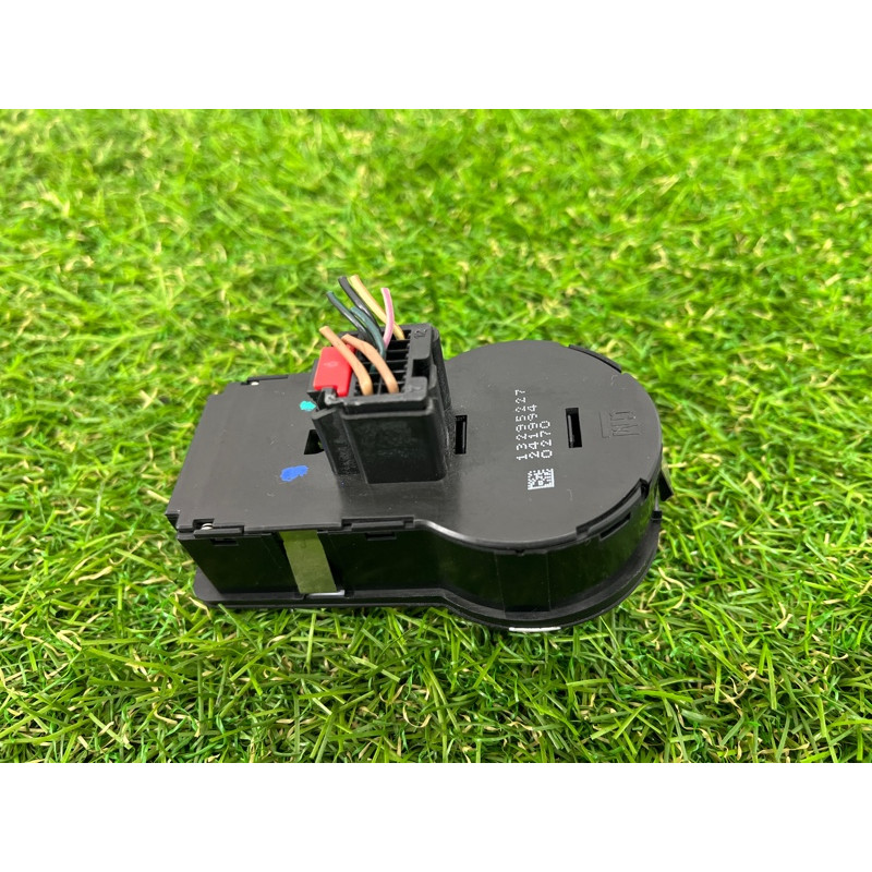 Переключатель света (электрика) CHEVROLET Cruze J300 2011 1.4 22901652