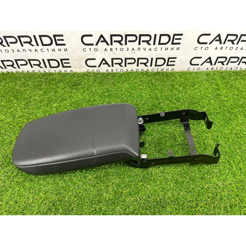 Подлокотник (салон) BMW X3 F25 2012 3.0 51169204246