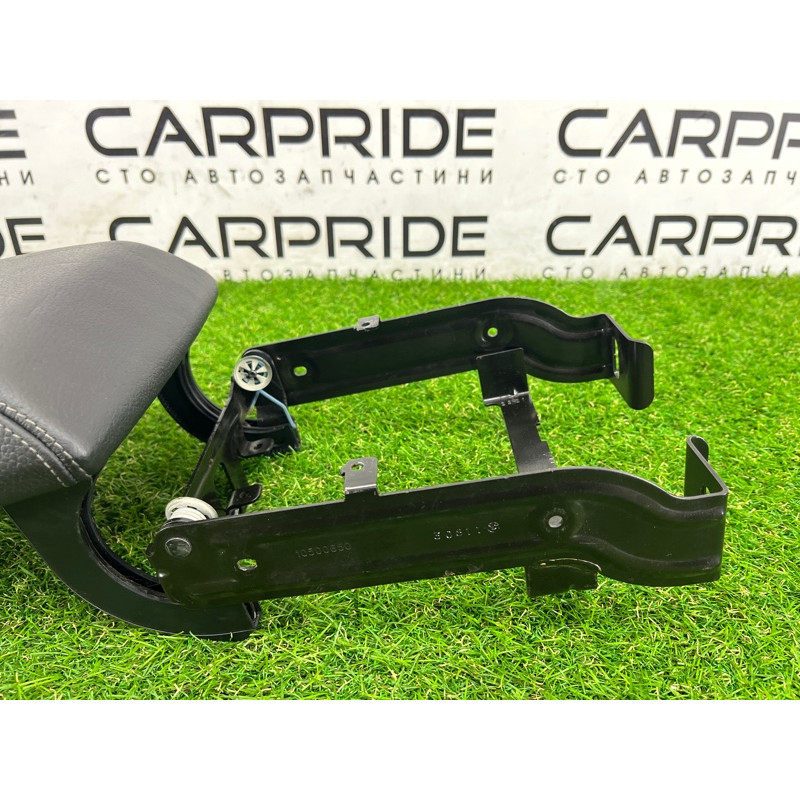 Подлокотник (салон) BMW X3 F25 2012 3.0 51169204246