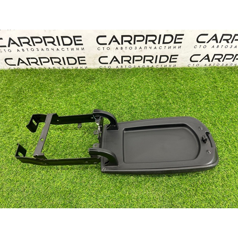 Подлокотник (салон) BMW X3 F25 2012 3.0 51169204246