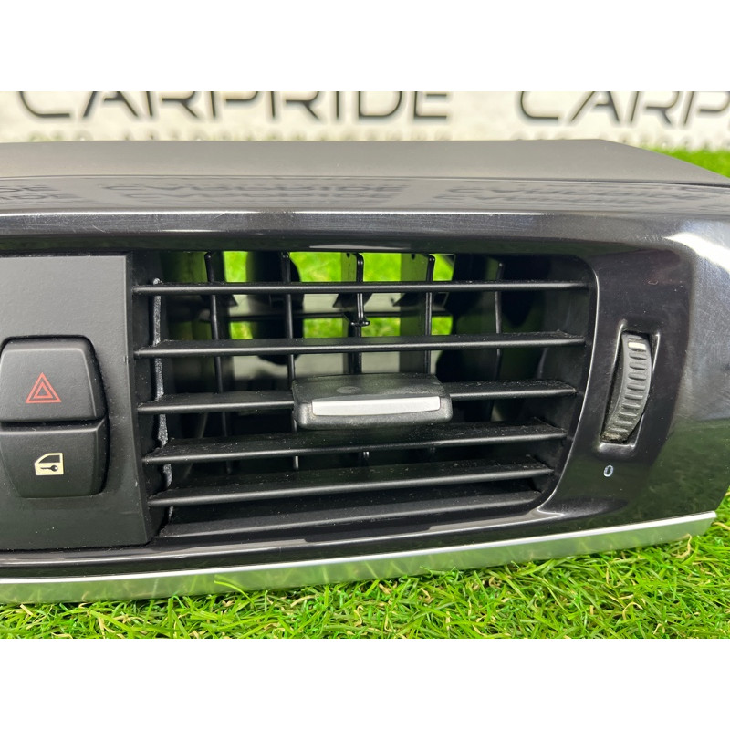 Центральный дефлектор салона (салон) BMW X3 F25 2012 3.0 64229184743