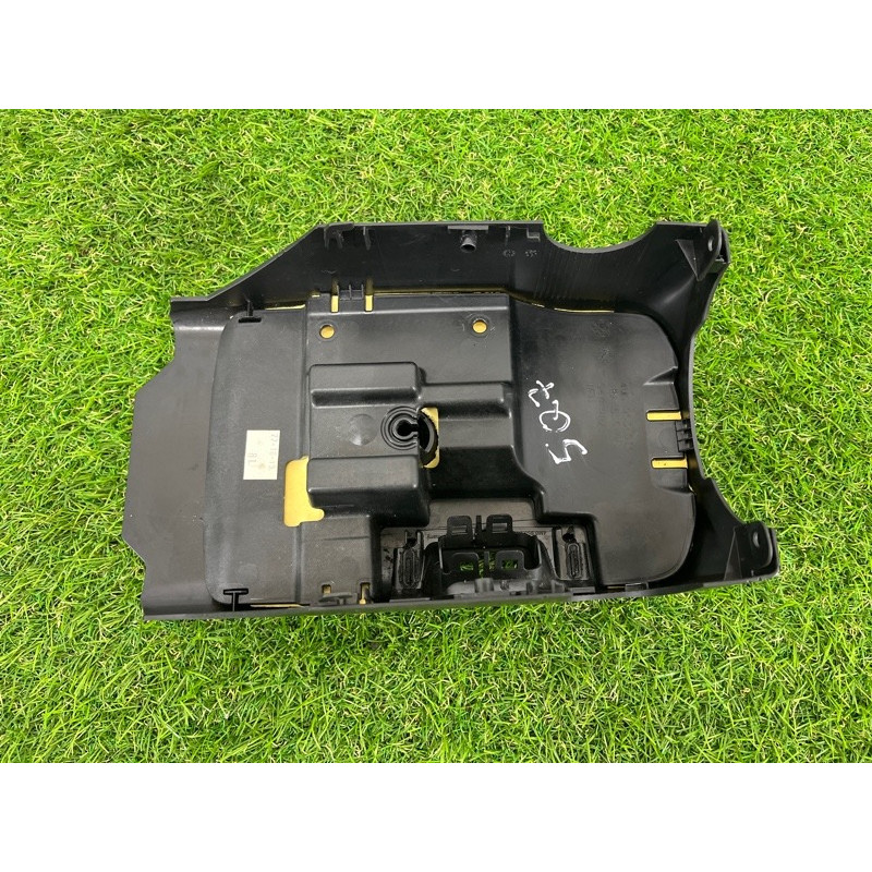 Кожух рулевой колонки нижний (салон) AUDI Q7 4M 2017 3.0 TFSi CREC 4M0953516A6PS