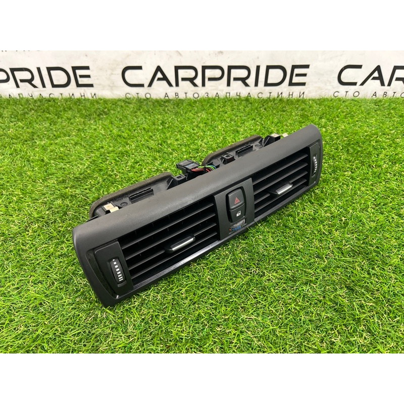 Центральный дефлектор салона (салон) BMW 2-series F22 2015 2.0 64229207116