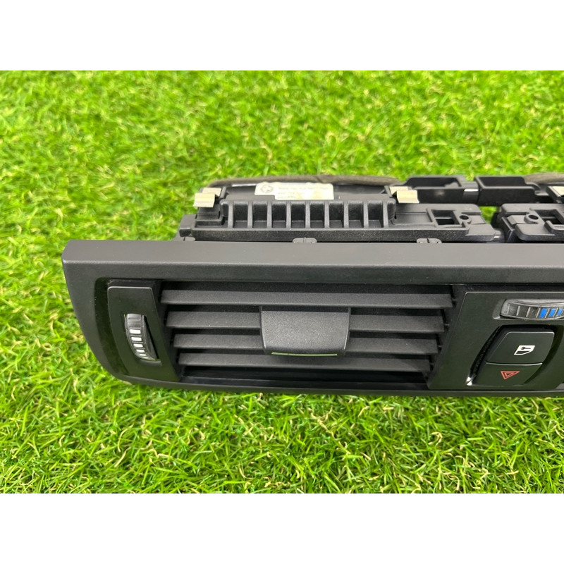 Центральный дефлектор салона (салон) BMW 2-series F22 2015 2.0 64229207116