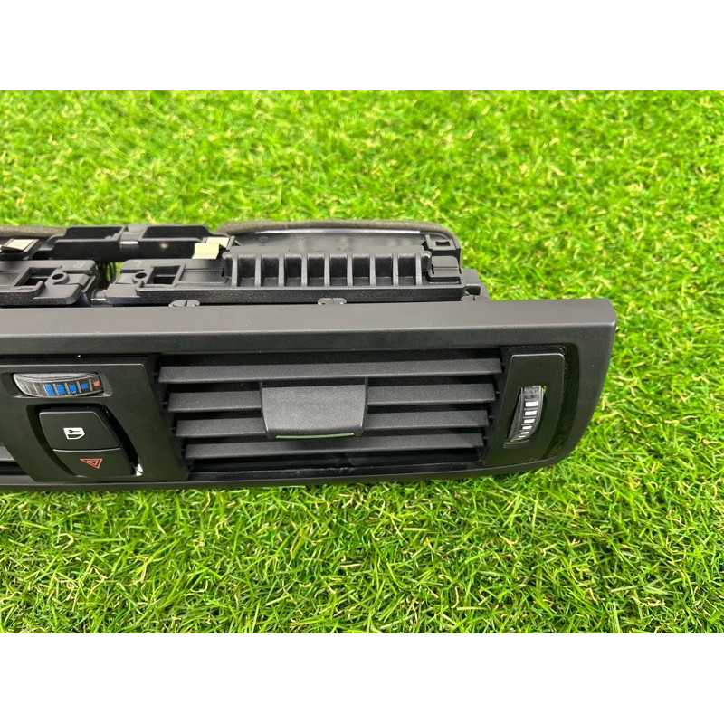 Центральный дефлектор салона (салон) BMW 2-series F22 2015 2.0 64229207116