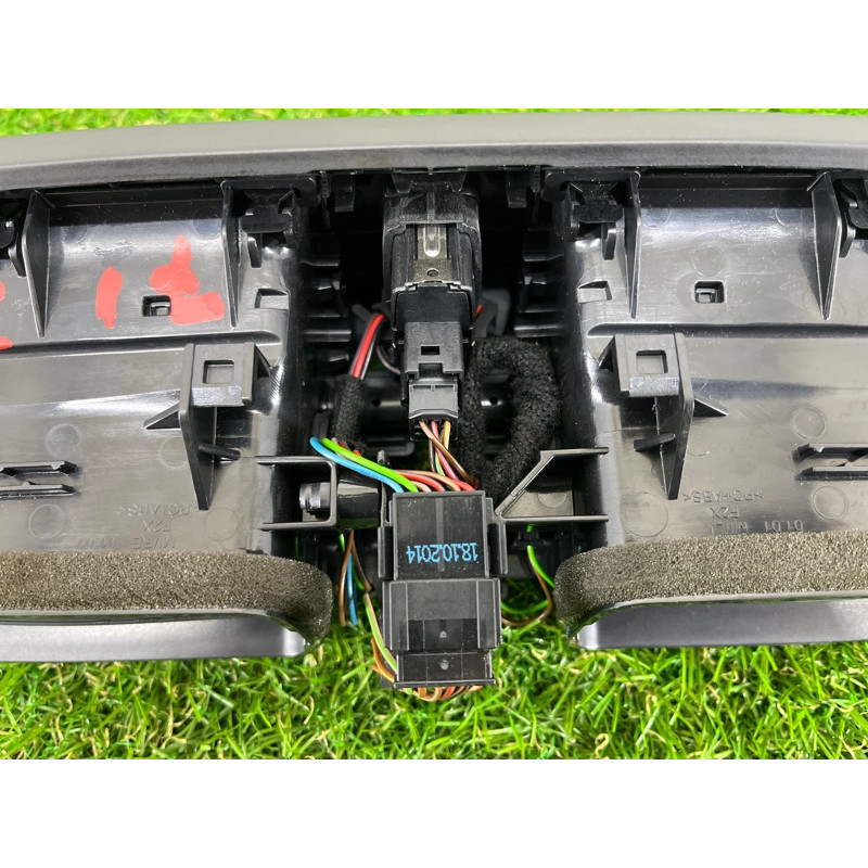 Центральный дефлектор салона (салон) BMW 2-series F22 2015 2.0 64229207116