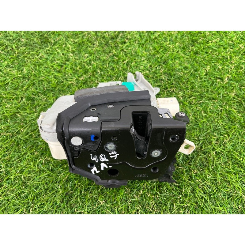 Замок двери (кузов и элементы) AUDI Q7 4L 2014 3.0 TFSi CTWB 8J1837015D