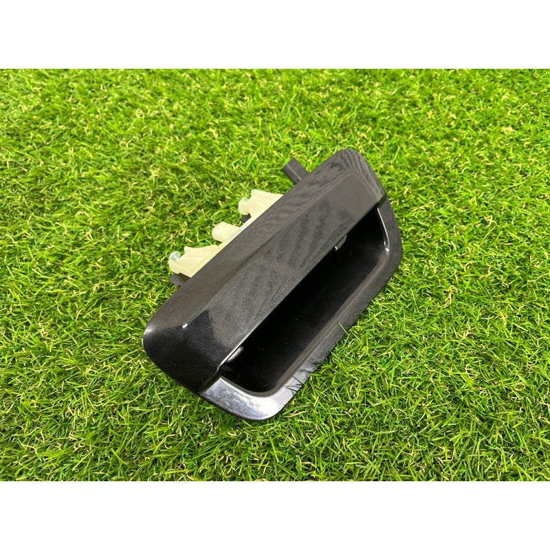 Ручка багажника (электрика / кнопки) Jeep Grand Cherokee WK2 2016 3.6 1YK38AXRAE