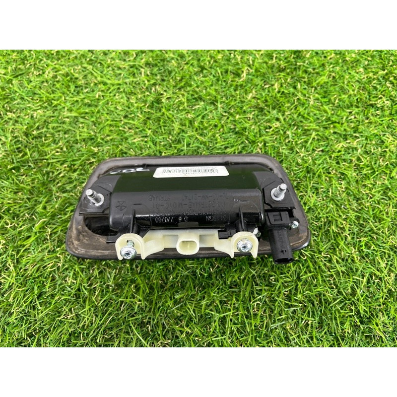 Ручка багажника (электрика / кнопки) Jeep Grand Cherokee WK2 2016 3.6 1YK38AXRAE