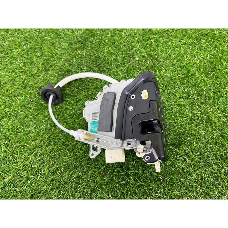 Замок двери (кузов и элементы) AUDI Q7 4L 2014 3.0 TFSi CTWB 8J1837016D