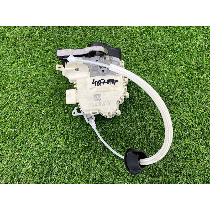 Замок двери (кузов и элементы) AUDI Q7 4L 2014 3.0 TFSi CTWB 8J1837016D